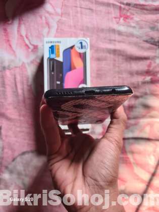 Samsung A20s
